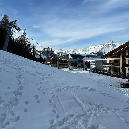Apartment Ski-in Ski-out 4, Mountain View Veysonnaz